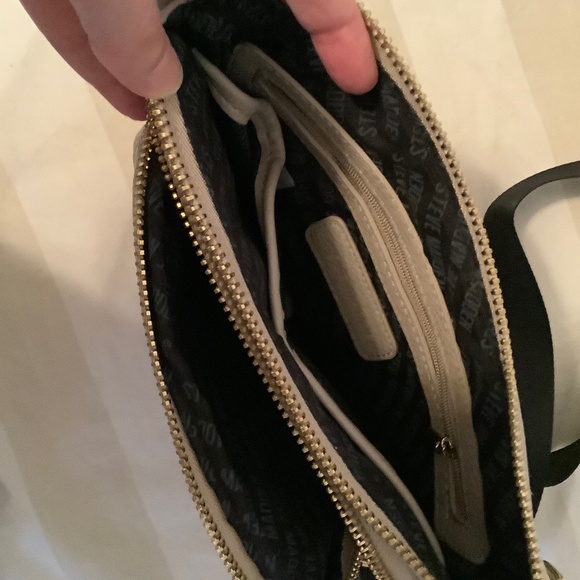 Beige Steve Madden Crossbody Bag - Picture 4 of 4